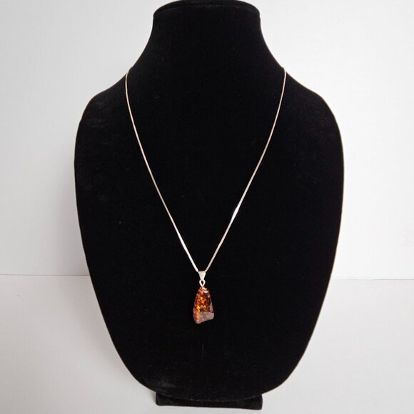 Genuine Amber Pendant Necklace on 24" Italian 925 Sterling Silver Box Chain - Picture 1 of 13